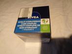 nivea nachtcreme met vit E, Ophalen of Verzenden, Nieuw, Gehele gezicht, Verzorging