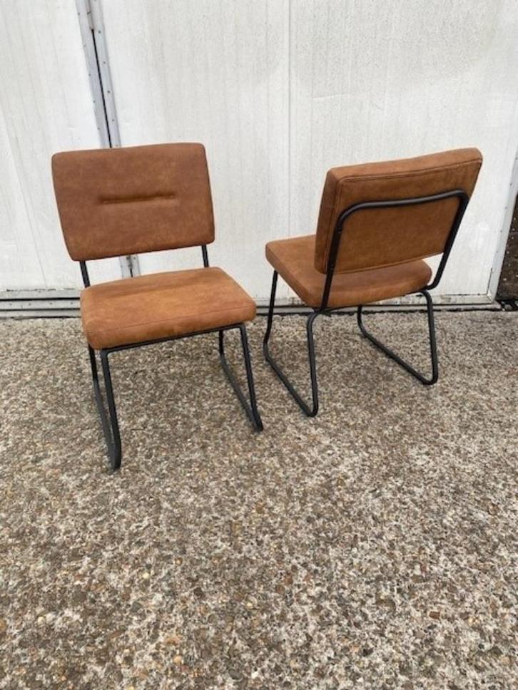 2 stuks microleder Bull camel cognac horeca stoelen nieuw, Huis en Inrichting, Stoelen, Nieuw, Twee, Leer, Metaal, Bruin, Ophalen