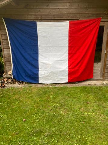 Fransche Vlag 2x3 mtr beschikbaar voor biedingen