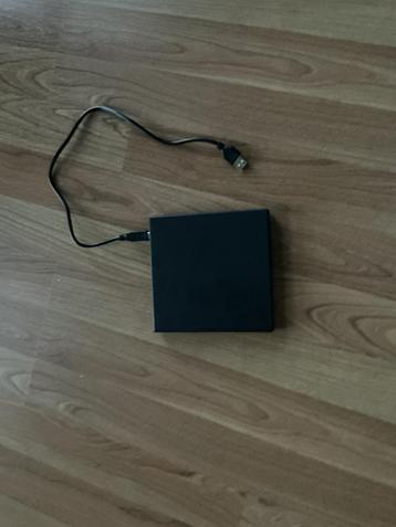 Externe cd speler  beschikbaar voor biedingen
