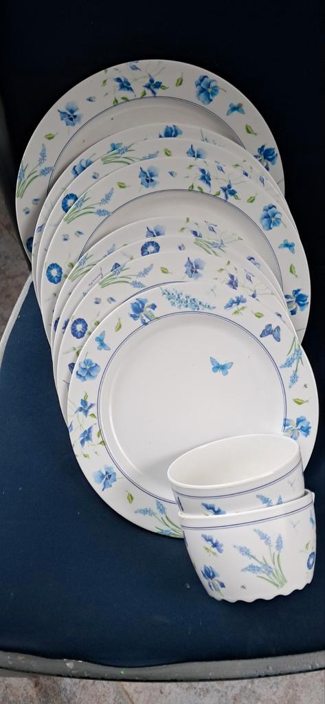 Rosti Mepal Servies - Soepkoppen, Borden, Melamine, Huis en Inrichting, Keuken | Servies, Gebruikt, Compleet servies, Overige stijlen