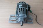 Electromotor  M E T   VERTRAGING  220 VOLT, Doe-het-zelf en Verbouw, Motoren, Ophalen of Verzenden, Gebruikt, Elektromotor, Minder dan 1400 rpm