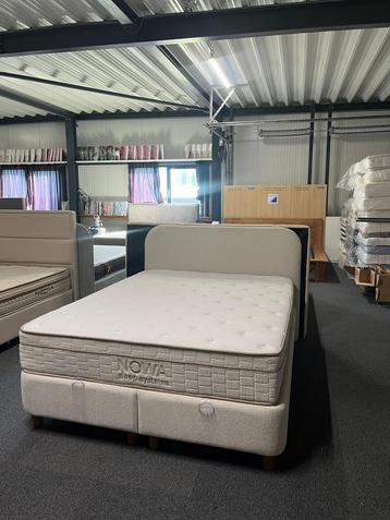 Luxe boxspring Oslo met opbergruimte - direct leverbaar. beschikbaar voor biedingen