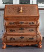 Buikkast secretaire, Ophalen