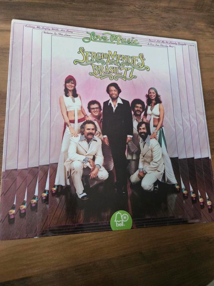 Lp vinyl Sergio Mendes and brasil - Love music, Cd's en Dvd's, Vinyl | Latin en Salsa, Ophalen of Verzenden