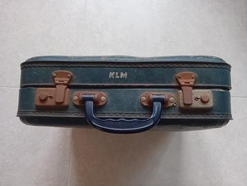 Vintage KLM stewardessen koffer uit jaren 60. beschikbaar voor biedingen
