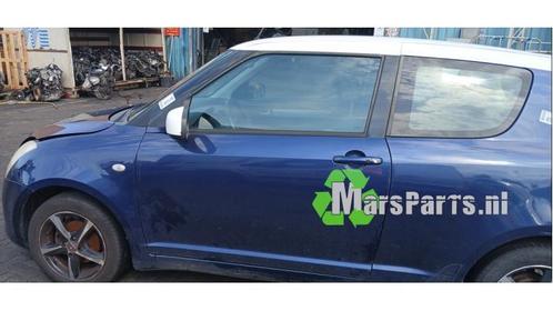 Portier 2Deurs links van een Suzuki Swift, Auto-onderdelen, Carrosserie en Plaatwerk, Deur, Suzuki, Gebruikt, 3 maanden garantie