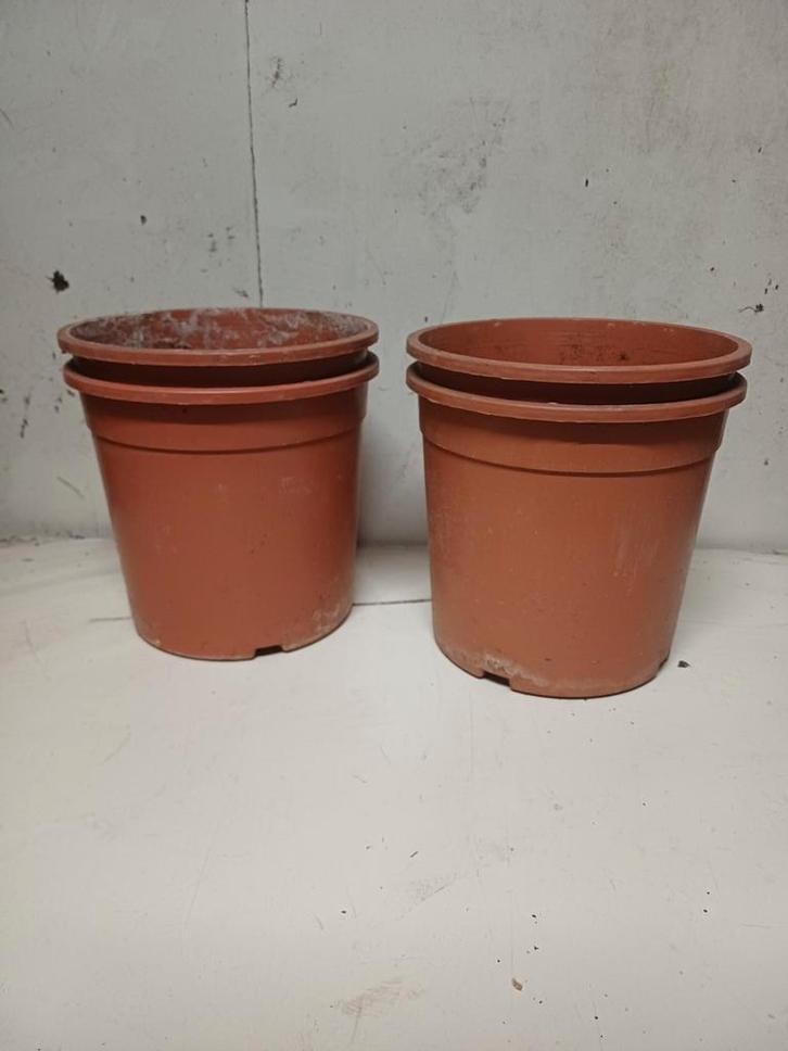 kweekpotten 5,5 liter, Tuin en Terras, Bloempotten, Zo goed als nieuw, Kunststof, Minder dan 40 cm, Minder dan 25 cm, Rond, Ophalen of Verzenden