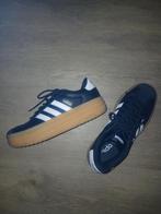 leuke Adidas plateau sneakers, Ophalen of Verzenden, Gebruikt, Schoenen