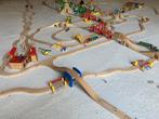 Houten treinspoor, treinbaan, treinset, bouwblokken, auto’s, Kinderen en Baby's, Speelgoed | Houten speelgoed, Ophalen, Zo goed als nieuw