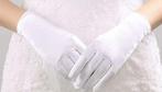 satijnen handschoenen en kleine corsage, Ophalen of Verzenden, Zo goed als nieuw, Wit, Accessoires