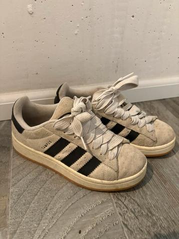Adidas campus  beschikbaar voor biedingen