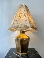 Loeizware vintage messing Indo lamp met huiden lampenkap, Huis en Inrichting, Lampen | Tafellampen, Aziatische, 50 tot 75 cm, Ophalen of Verzenden