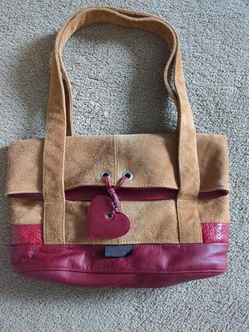 Leren Handtas met twee vakken met rits beschikbaar voor biedingen