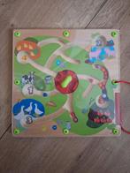 Houten spel met magneet, Ophalen of Verzenden, Zo goed als nieuw