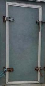 Gezocht: Linker voordeurtje paardentrailer, Ophalen of Verzenden, Overige soorten