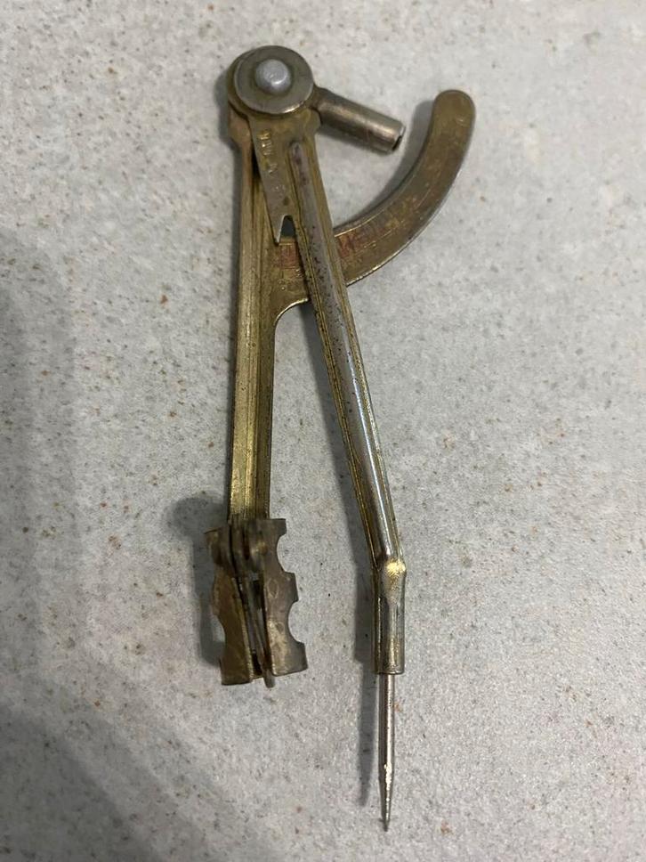 Vintage passer met potloodhouder, Antiek en Kunst, Antiek | Gereedschap en Instrumenten, Ophalen of Verzenden