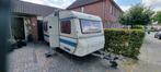 Wilk caravan met voortent en een jaar stalling, Disselslot, Rondzit, Particulier, 6 tot 7 meter