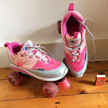 Pink roze disco rollerskates maat 40 saturday night fever beschikbaar voor biedingen