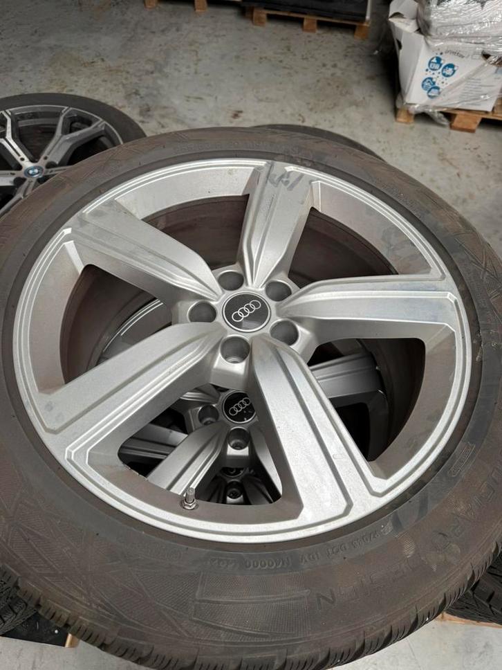 Winterbanden Vredestein Giugiaro 255/50 R20 veel profiel, Auto-onderdelen, Banden en Velgen, Banden en Velgen, Winterbanden, 20 inch