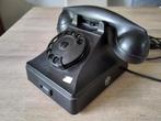 Vintage Telefoon (zwart bakeliet, PTT, draaischijf, 1959), Ophalen of Verzenden, Gebruikt, Met draaischijf