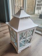 Leuke wit metalen lantaarn / windlicht, Huis en Inrichting, Ophalen, 50 tot 75 cm, Wit, Zo goed als nieuw