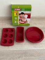 Nieuwe 3 delig pyrex slicon bakvormen, Ophalen of Verzenden, Nieuw, Taarten of Cupcakes, Bakvorm