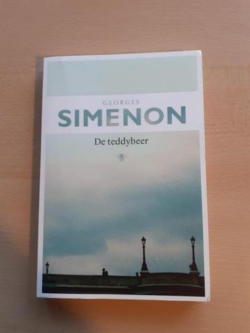 Georges Simenon - De teddybeer beschikbaar voor biedingen