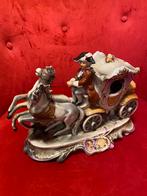 Scene Galante,Saksen porselein,antieke koets met paarden,, Antiek en Kunst, Ophalen of Verzenden