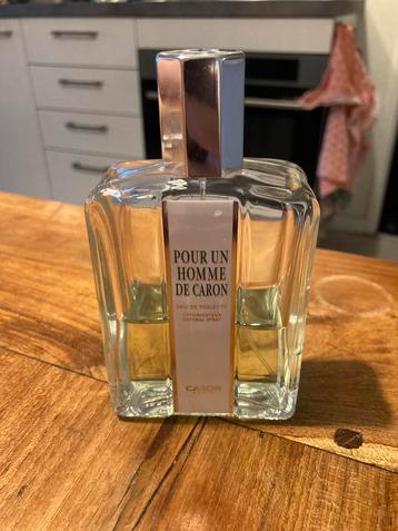 Caron - pour un homme de Caron beschikbaar voor biedingen