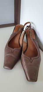 Zacht bruine slingbacks maat 39, Kleding | Dames, Schoenen met lage hakken, Bruin, Bonita, Ophalen of Verzenden