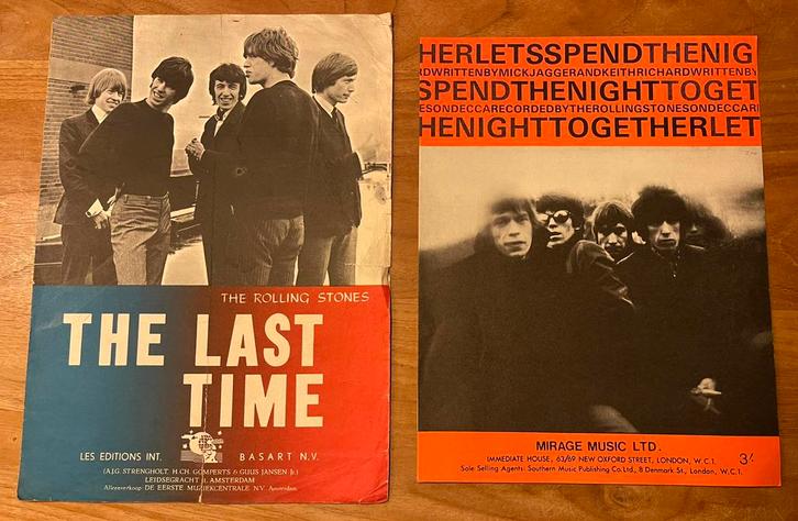 Bladmuziek 2 stuks The Rolling Stones, Muziek en Instrumenten, Bladmuziek, Zo goed als nieuw, Artiest of Componist, Populair, Ophalen
