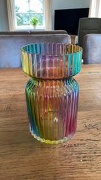 Leuke kleurrijke vaas, Huis en Inrichting, Woonaccessoires | Vazen, Overige kleuren, Nieuw, Ophalen of Verzenden, Glas