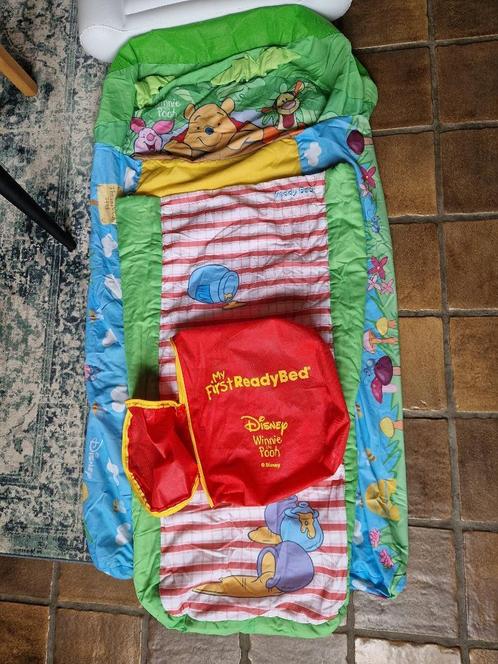 Wal Disney Winnie de Pooh opblaas luchtbed met dekens., Kinderen en Baby's, Kinderkamer | Inrichting en Decoratie, Zo goed als nieuw