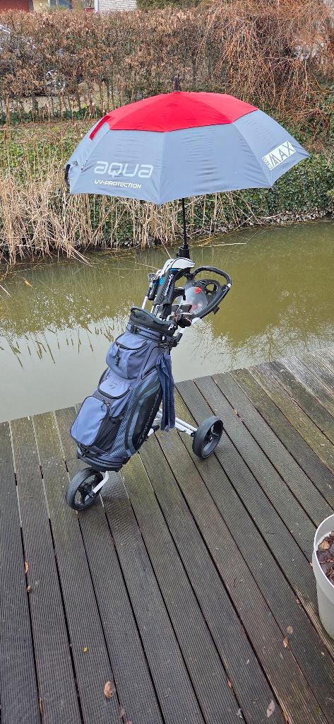 Complete golfset TaylorMade inclusief trolly en veel extra's, Sport en Fitness, Golf, Zo goed als nieuw, Set, Overige merken, Ophalen