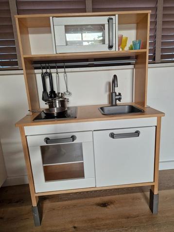 Ikea keukentje incl toebehoren beschikbaar voor biedingen