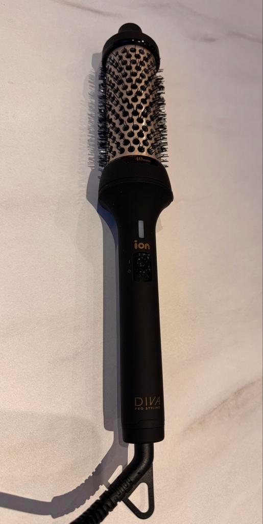 Diva Pro Styling Hot Brush/warmteborstel -Zo goed als nieuw!, Witgoed en Apparatuur, Persoonlijke-verzorgingsapparatuur, Zo goed als nieuw