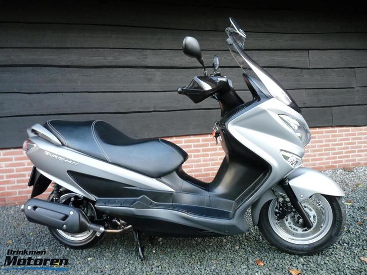 Zeer nette AN 200 Burgman ABS / UH 200, Motoren, Motoren | Suzuki, Bedrijf, Scooter, 12 t/m 35 kW, ABS