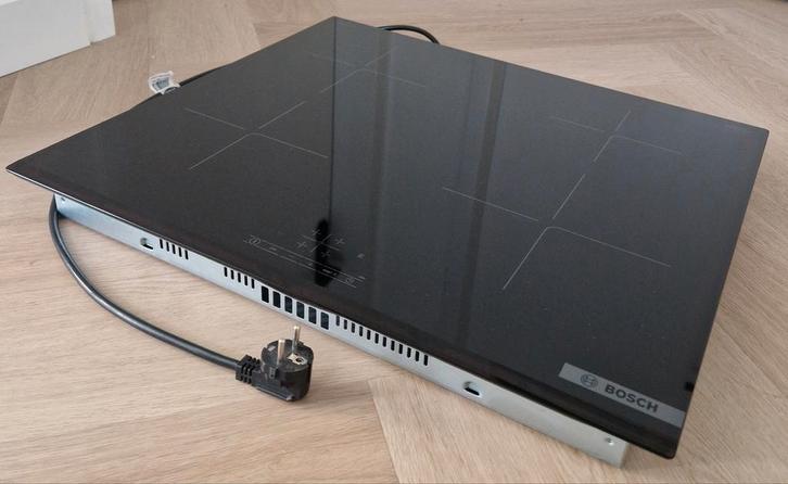 BOSCH Inductie kookplaat NIEUW, Witgoed en Apparatuur, Kookplaten, Nieuw, Inbouw, Inductie, 4 kookzones, Ophalen