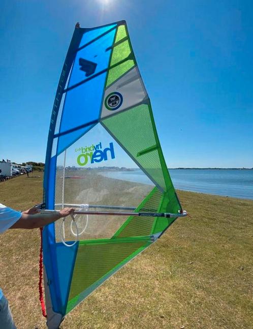 North Sails Hero Hybrid 4.0, Watersport en Boten, Windsurfen, Gebruikt, Zeil, Minder dan 5 m², Ophalen