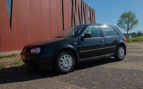 Volkswagen Golf 1.4 55KW 2000 Zwart, Auto's, Volkswagen, Particulier, Golf, Airbags, Radio, Trekhaak, Benzine, Hatchback, Handgeschakeld