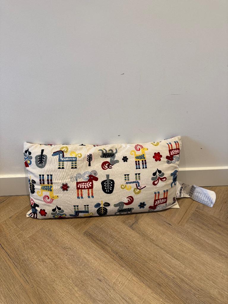 Nieuw Ikea Eckvecklare kerst print kussen 30x58cm 805.307.98, Ophalen of Verzenden, Nieuw, Wit, Rechthoekig