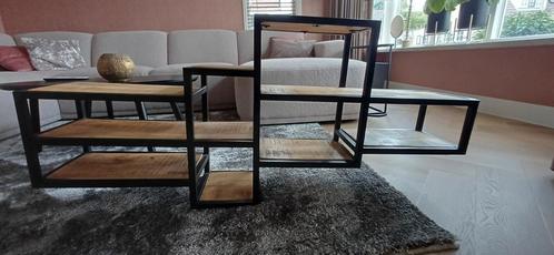 Zwart Wandrek met Mangohout - Zo Goed Als Nieuw, Huis en Inrichting, Woonaccessoires | Wandplanken en Boekenplanken, Zo goed als nieuw