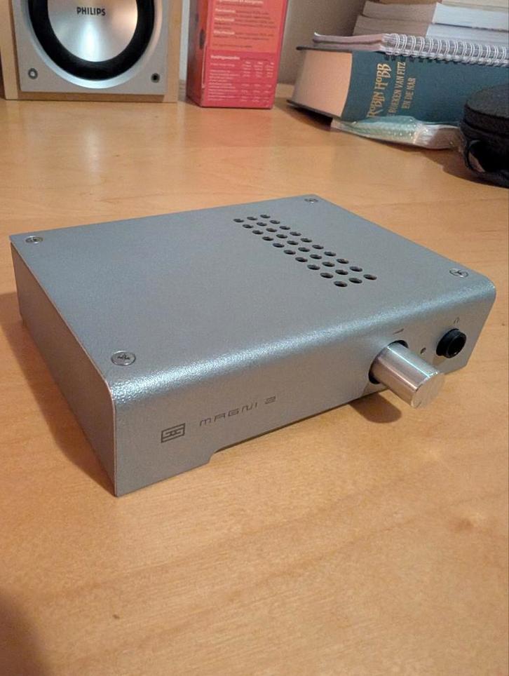Schiit Magni 2 Hoofdtelefoonversterker, Audio, Tv en Foto, Versterkers en Receivers, Gebruikt, Overige merken, Ophalen of Verzenden
