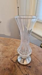 Kristallen vaasje Krista met zilveren voet gemerkt zilver, Antiek en Kunst, Antiek | Vazen, Ophalen of Verzenden