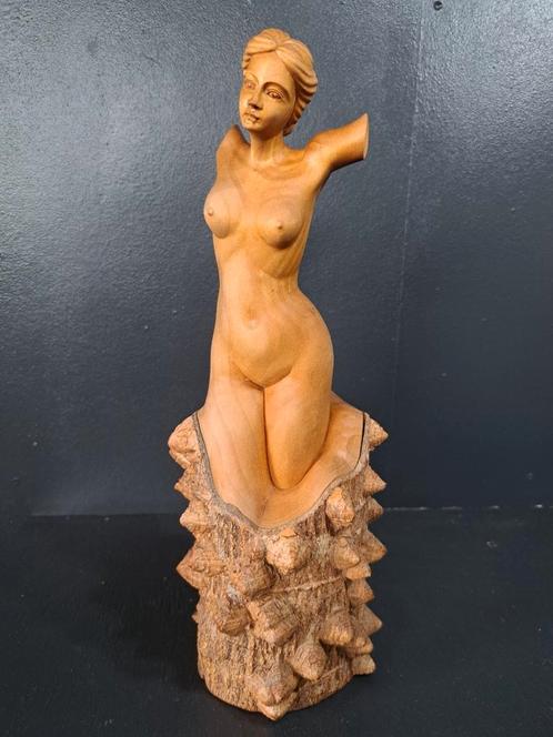 Balinees houtsnijwerk, Antiek en Kunst, Kunst | Beelden en Houtsnijwerken, Ophalen of Verzenden