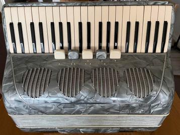 Prachtige Galanti 120 bas zie omschrijving beschikbaar voor biedingen