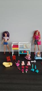Barbie,+ Skipper, baby tweeling, aankleedmeubel, bedje,badje, Ophalen of Verzenden, Gebruikt, Barbie