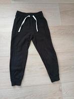 Joggingsbroek h&m zwart maat 116, Broek, H&M, Ophalen of Verzenden, Zo goed als nieuw