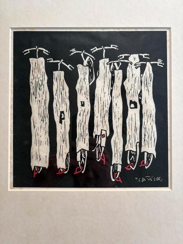 Houtsnede ingelijst - Tran Cong Dung, Antiek en Kunst, Kunst | Etsen en Gravures, Ophalen of Verzenden